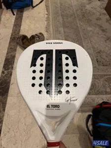 El toro padel racket