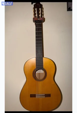 جيتار فلامنكو ياماها / flamenco guitar yamaha