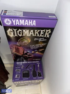 YAMAHA Electric Guitar ERG121C NEW, metallic Blue (bought it 100KD)