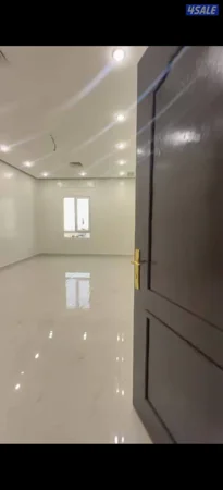 لايجار. شقق معاريس أو طفل غرب عبدالله مبارك