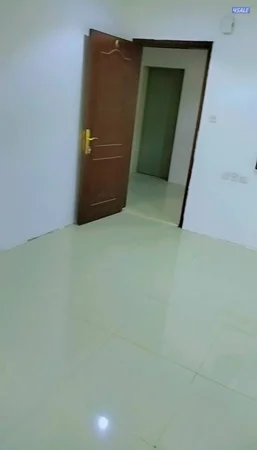 شقه غرفه وصاله وحمام ومطبخ عماره جديده تاني ساكن صباح السالم قطعه 3 عا